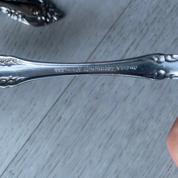 Oneida‎ Community Stainless Utensil Set - Picture 8 of 9